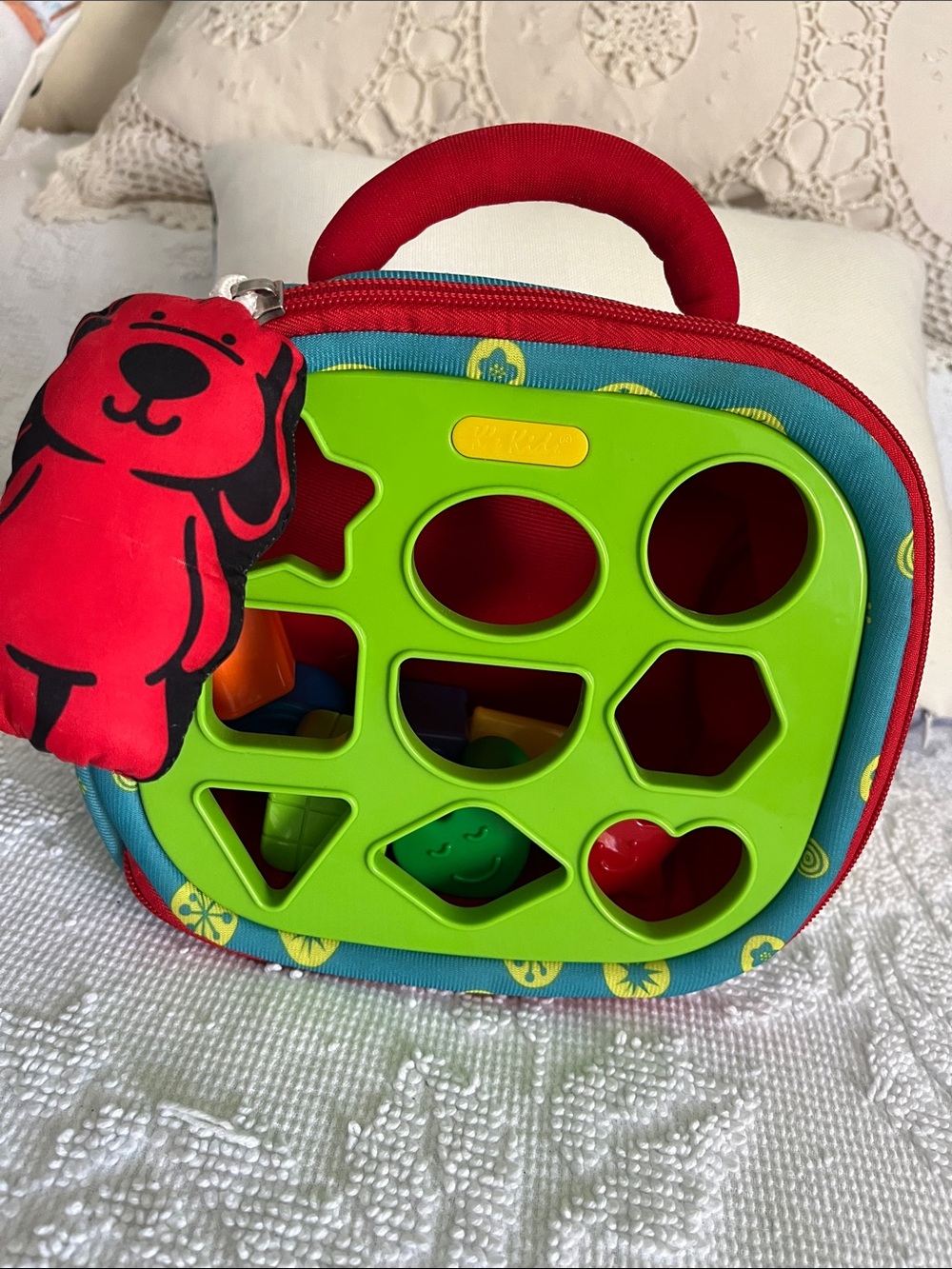 K Kids Shape Sorter Carry Case Toy - Red, Green